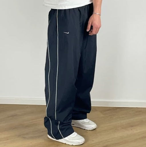Nike Dri-Fit Straight Cut Y2K Track Pants, Navy (Nylon) – VINTAGE